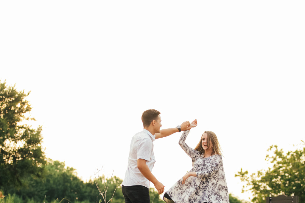 Jon&Emma-Engaged-emilynicolephoto.com-187