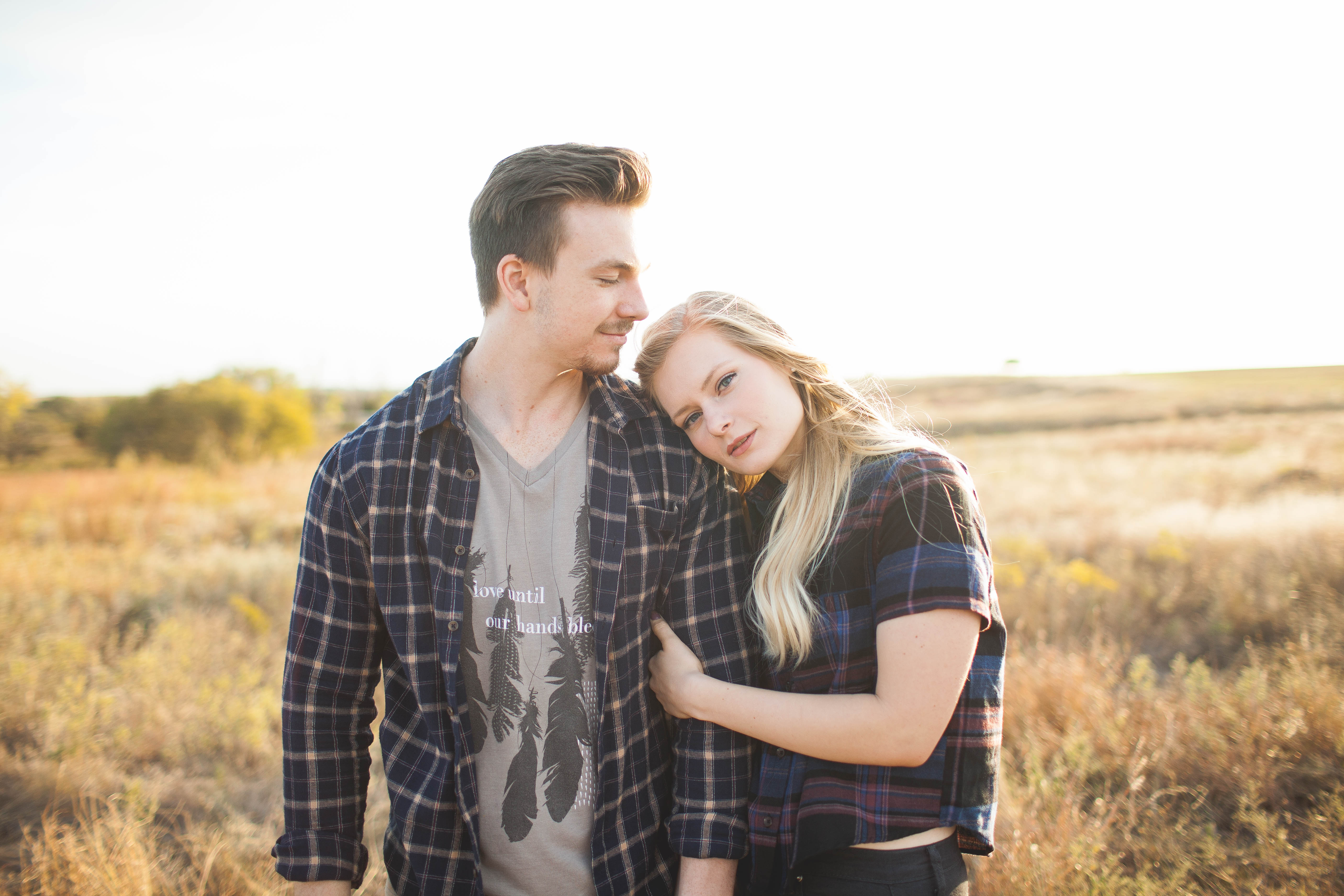 Reagan + Taylor | Engagement Session Along Crowder Lake | emilynicolephoto.com-28