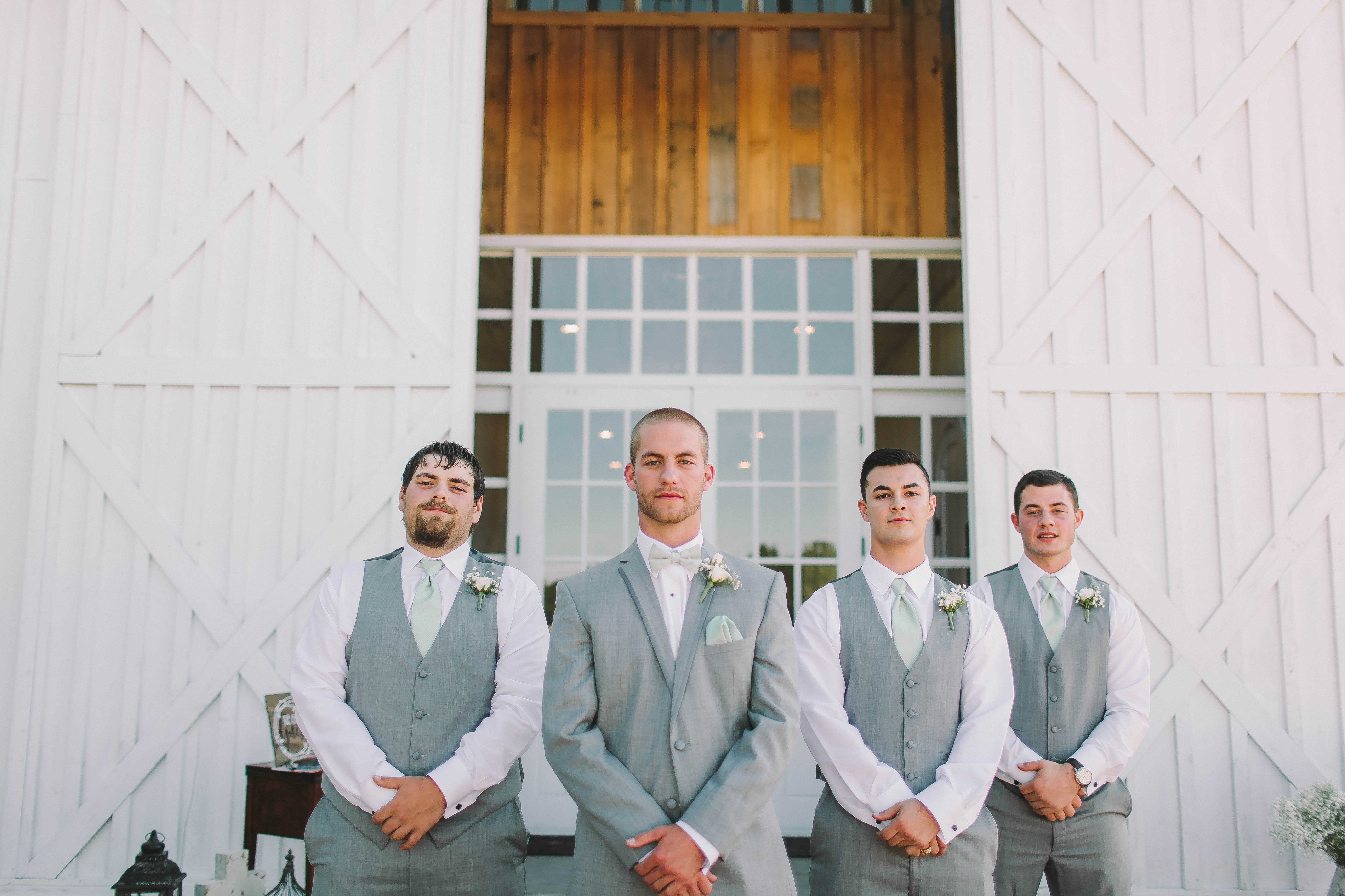 Toni + Justin | The White Sparrow Barn Wedding | Quinlan, TX | T