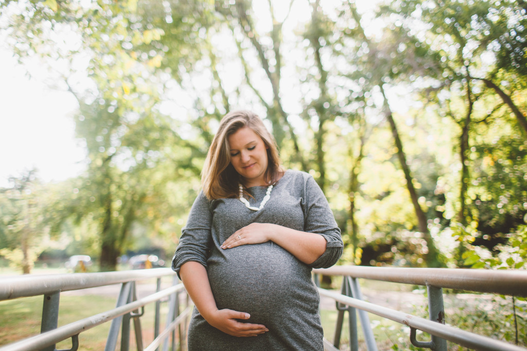 Taylor Ivins | Maternity Session | Red Rock Canyon | emilynicolephoto.com-61