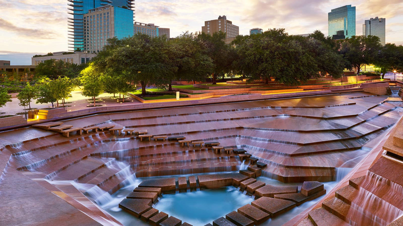 7) Fort Worth Water Gardens 1502 Commerce St, Fort Worth, TX 76102.